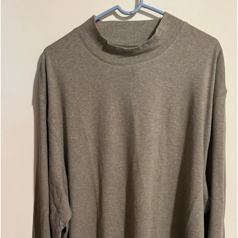 Cutter & Buck shirt